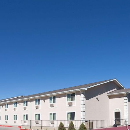 Super 8 By Wyndham Ft. Morgan Hotel Форт Морган Екстериор снимка